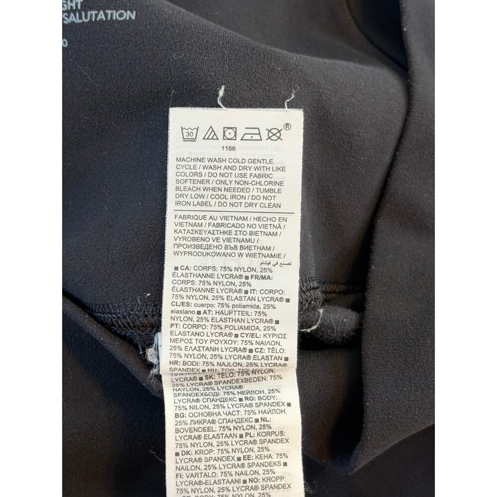 Athleta Salutation Stash 7/8 Cropped Capri Tights Leggings Womens XL Black - Picture 15 of 16